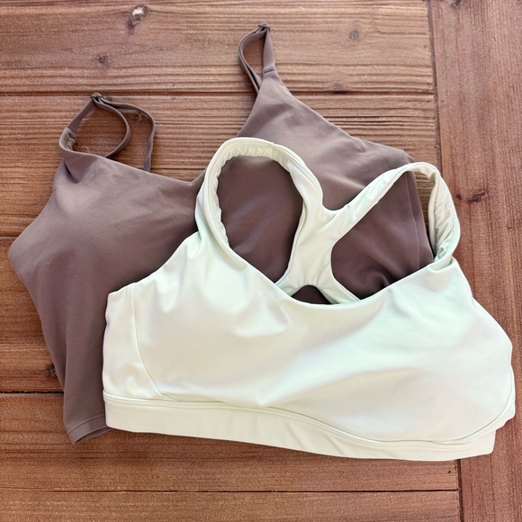 ⭐️BUNDLE2️⃣ ATHLETA Sports Bras Size Large ⭐️ - Picture 1 of 13